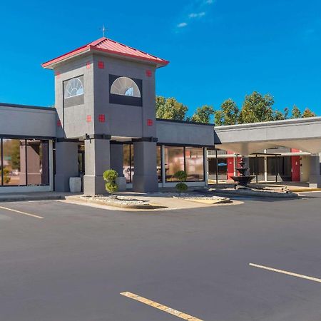 Econo Lodge Кейв-Сіті Екстер'єр фото