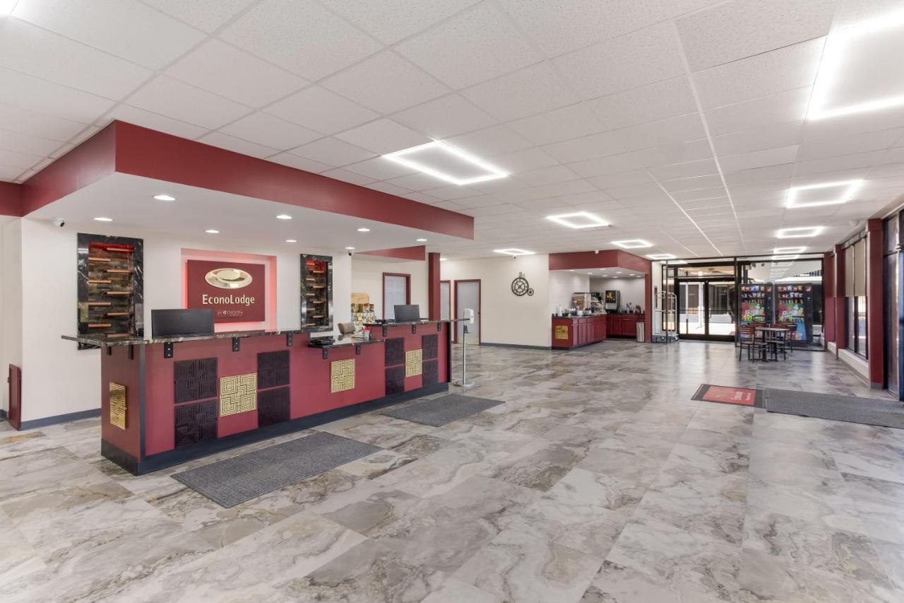 Econo Lodge Кейв-Сіті Екстер'єр фото