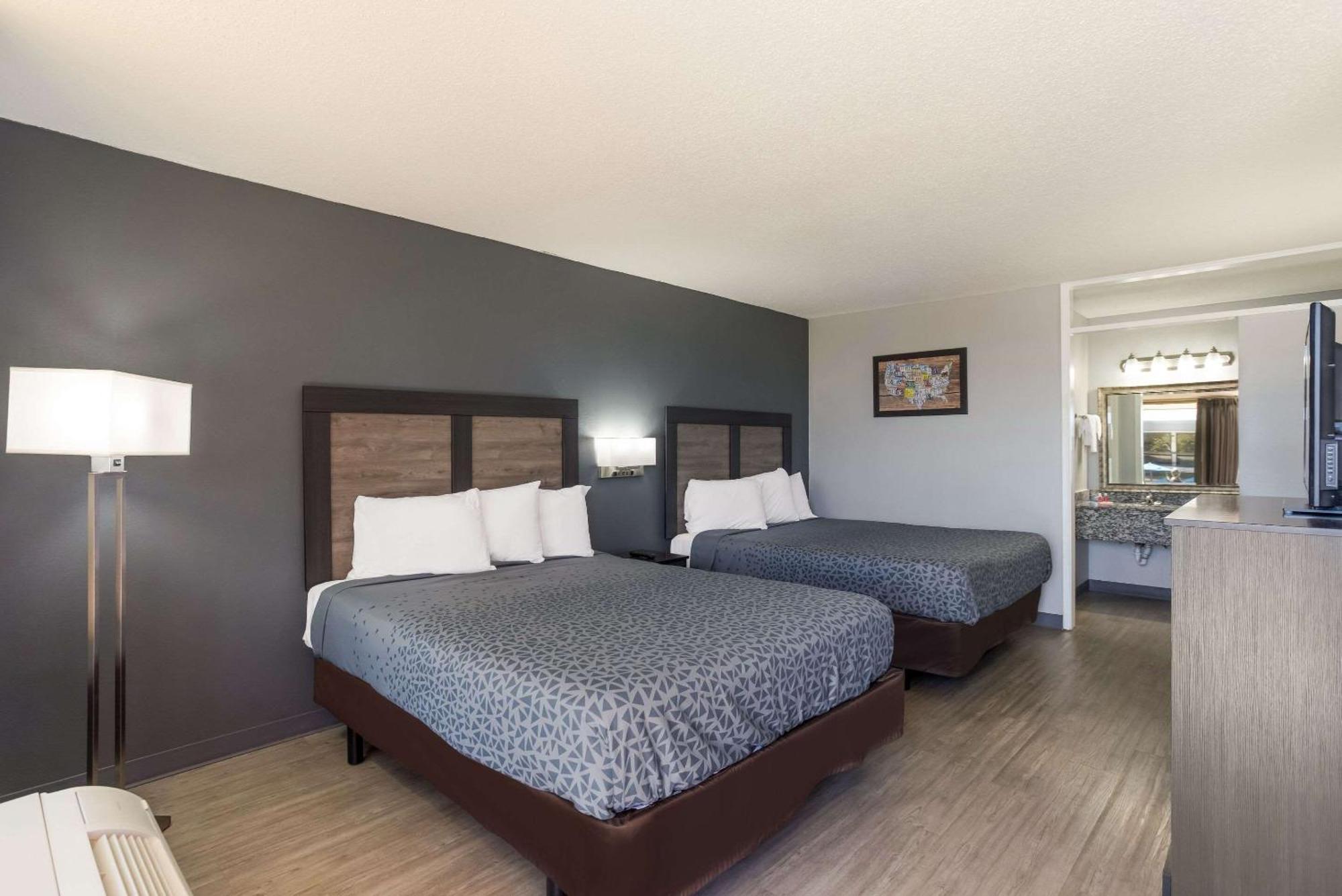 Econo Lodge Кейв-Сіті Екстер'єр фото