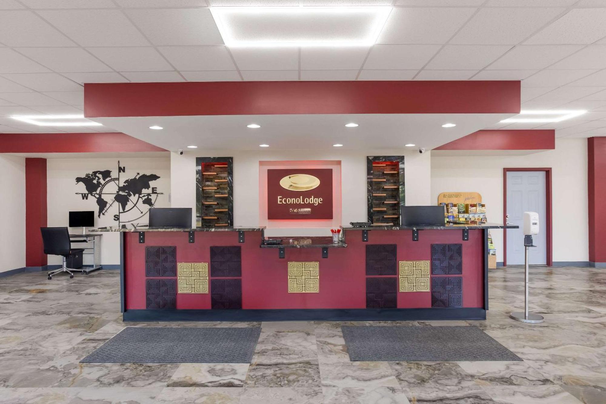 Econo Lodge Кейв-Сіті Екстер'єр фото