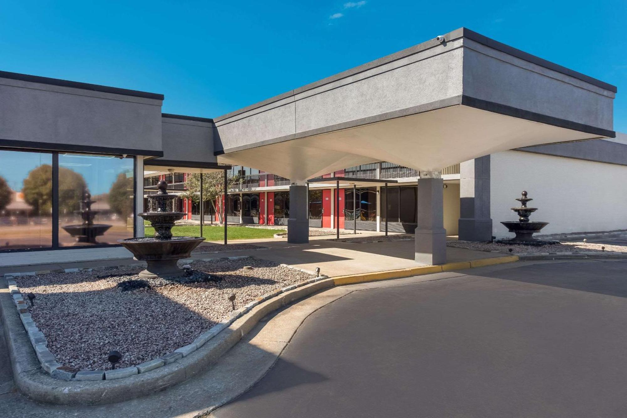 Econo Lodge Кейв-Сіті Екстер'єр фото